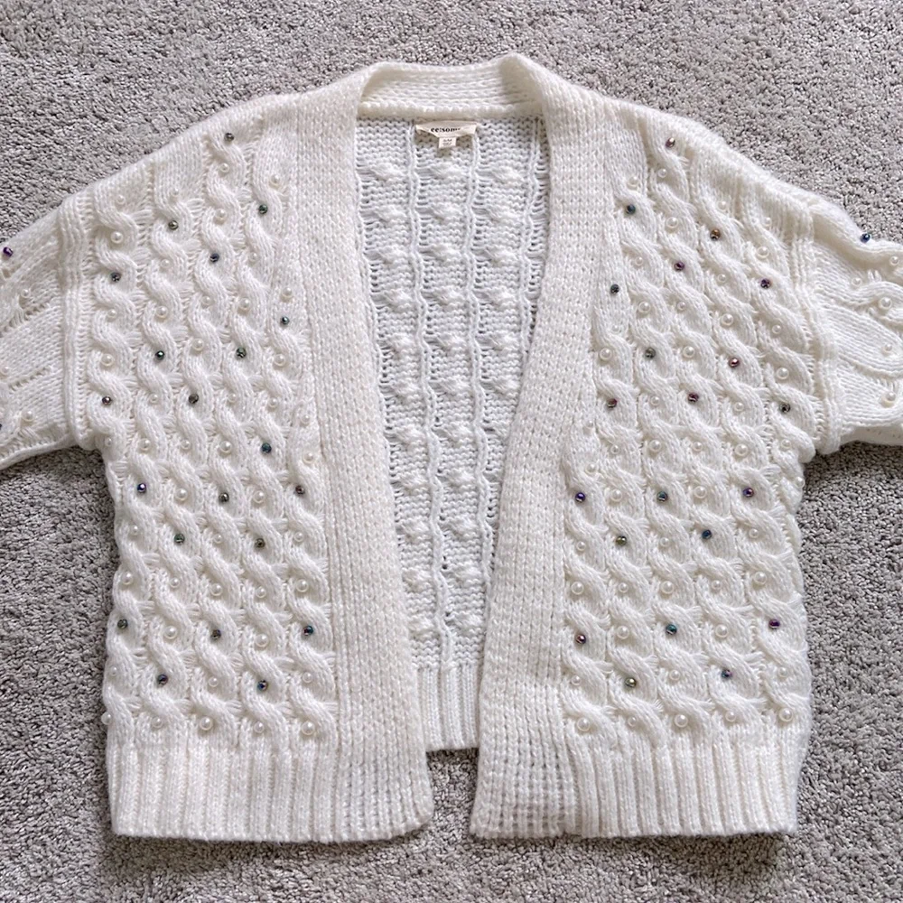 eesome • Ivory Chunky Knit Embellished Cardigan